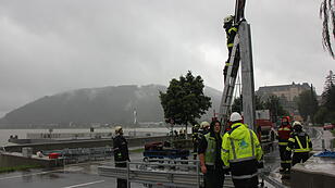 Machlanddamm Grein Hochwasser Donau