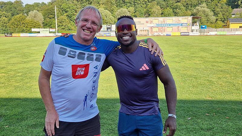 Ferdinand Omanyala bei Training in Andorf