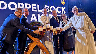 Doppelbockanstich in der Stiftsbrauerei Schlägl